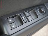 Škoda Superb (2012) 2.0TDi 4x4, AC, TZ, park - náhled 18