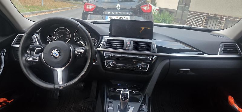 BMW Řada 3 (2017) BMW 320D 2017 Sportline - fotka 5 z 8