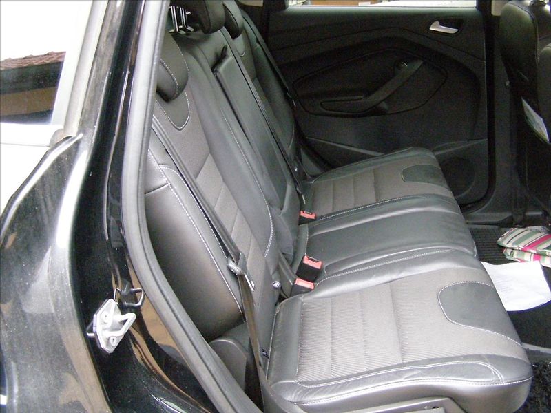 Ford Kuga 2,0   150PS  PANORAMA - fotka 22 z 35