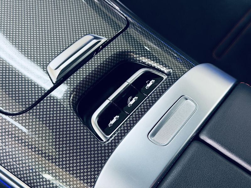 Mercedes-Benz CLE (2025) 53.AMG*4M*CABRIO*NEZ.TOP*TAŽ - fotka 26 z 41
