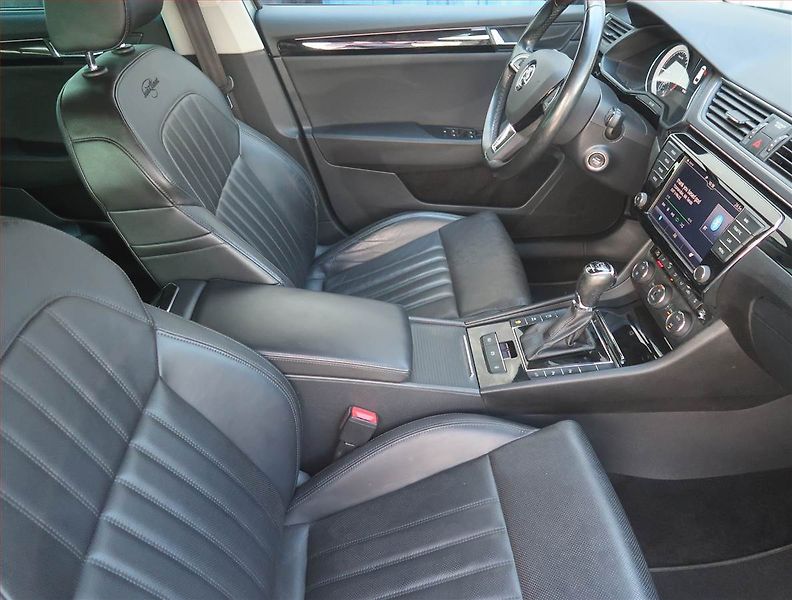 Škoda Superb (2017) 2.0 TDI 4x4, 4X4, Automat - fotka 9 z 14