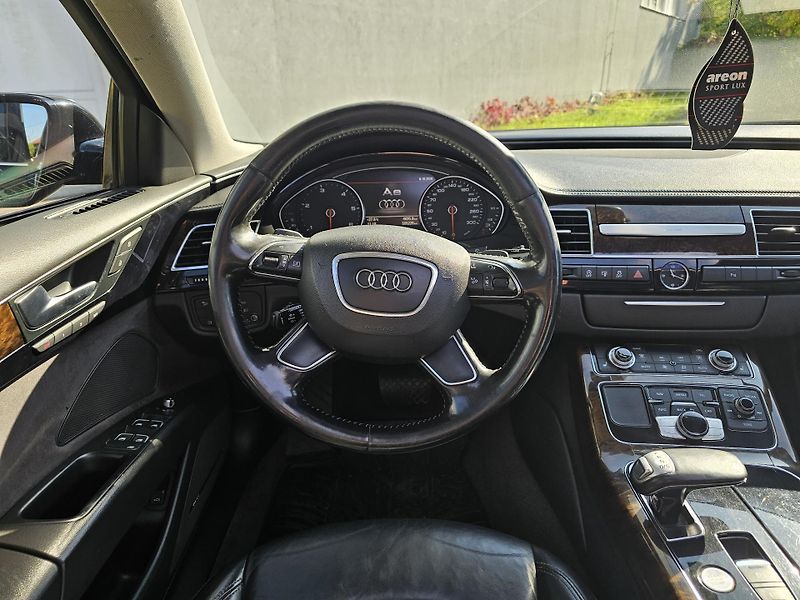 Audi A8 (2011) 3.0TDI QUATTRO  - fotka 15 z 20