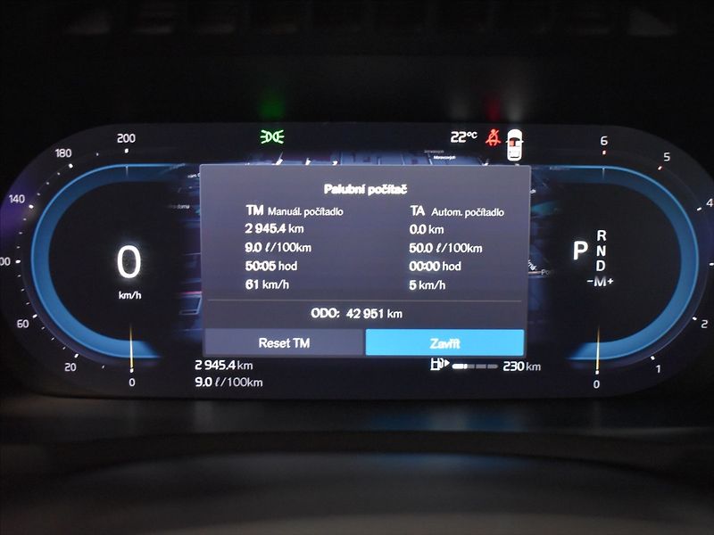 Volvo XC90 2,0 B5 AWD Plus Pano,Ventilace - fotka 26 z 26