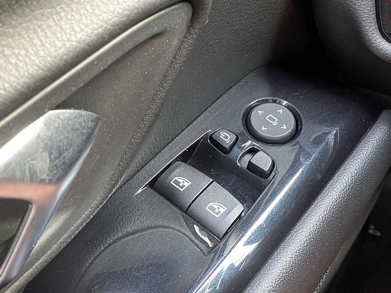 Toyota Supra 2.0iT, Executive, SPORT, JBL - fotka 25 z 31