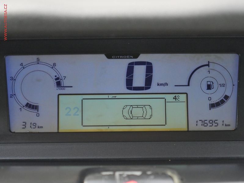 Citroën C4 Picasso (2007) 1.8i, ČR, Tempo - fotka 17 z 23