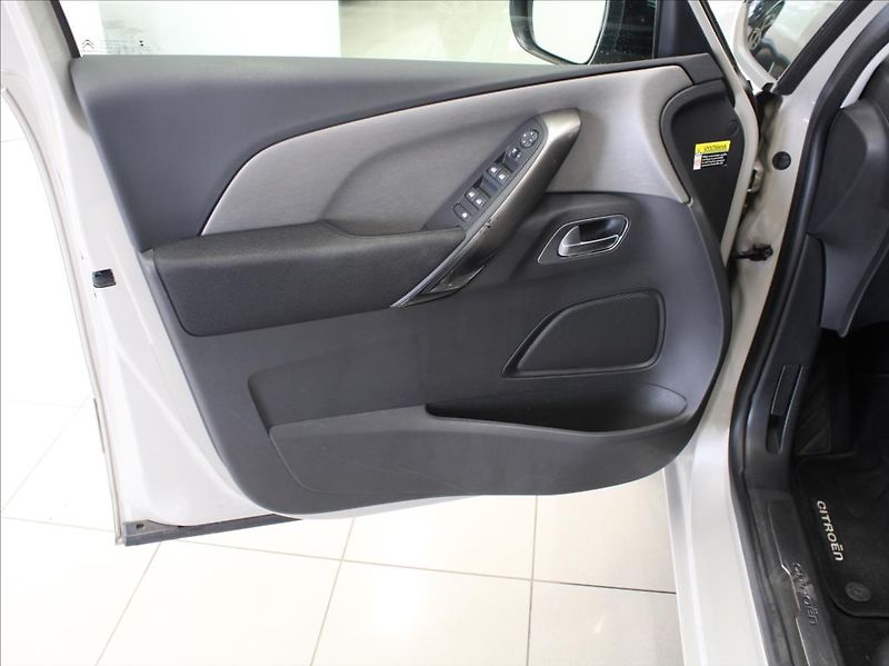 Citroën C4 SpaceTourer 2,0 HDI 120kW AT Tažné 1.maj. - fotka 12 z 16