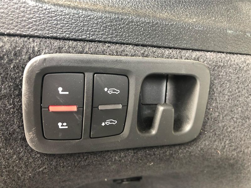 Audi Q7 50 TDI Quattro - fotka 28 z 30
