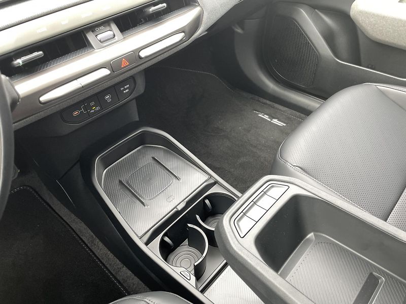 Kia EV4 (2025) EARTH 150 KW + 81,4 KWH 
