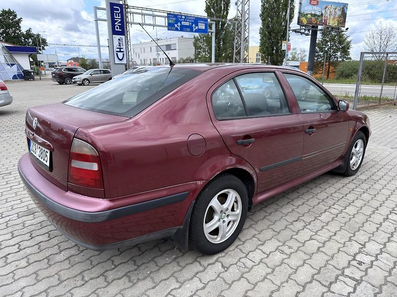 Škoda Octavia 1.9 TDI 66 kW klima - fotka 5 z 16
