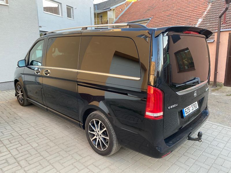 Mercedes-Benz Třídy V (2015) Avantgarde L - fotka 12 z 22