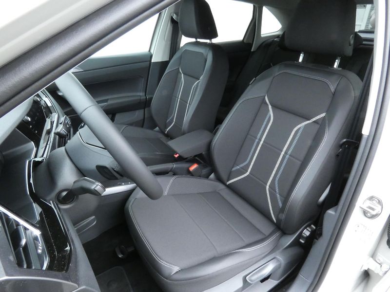 Volkswagen Taigo Friends 1,0 TSI 85 kW 7DSG - fotka 18 z 30