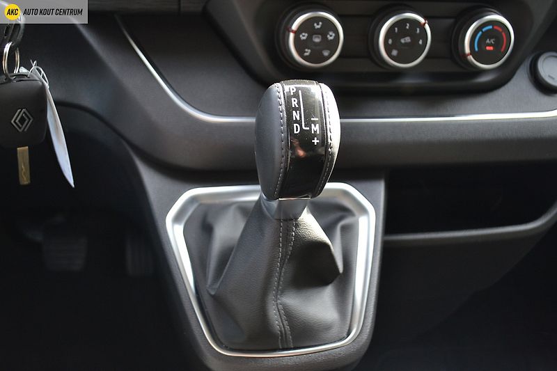 Renault Trafic L2 Equilibre Blue dCi 150 EDC - fotka 24 z 46