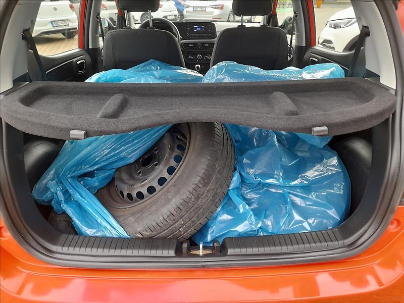 Hyundai i10 1,0 MPi AUTOMAT - fotka 17 z 18
