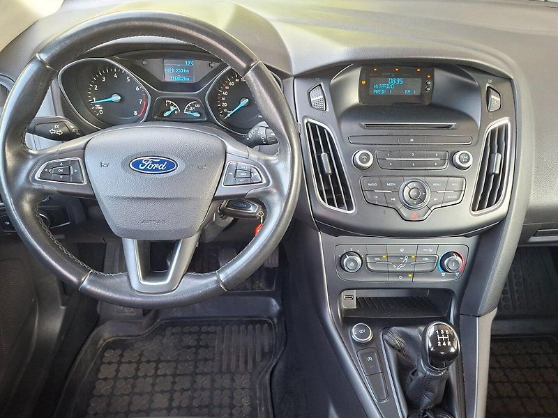 Ford Focus (2016) 1.0EB 74kW TREND -NOVÉ V ČR - fotka 11 z 26