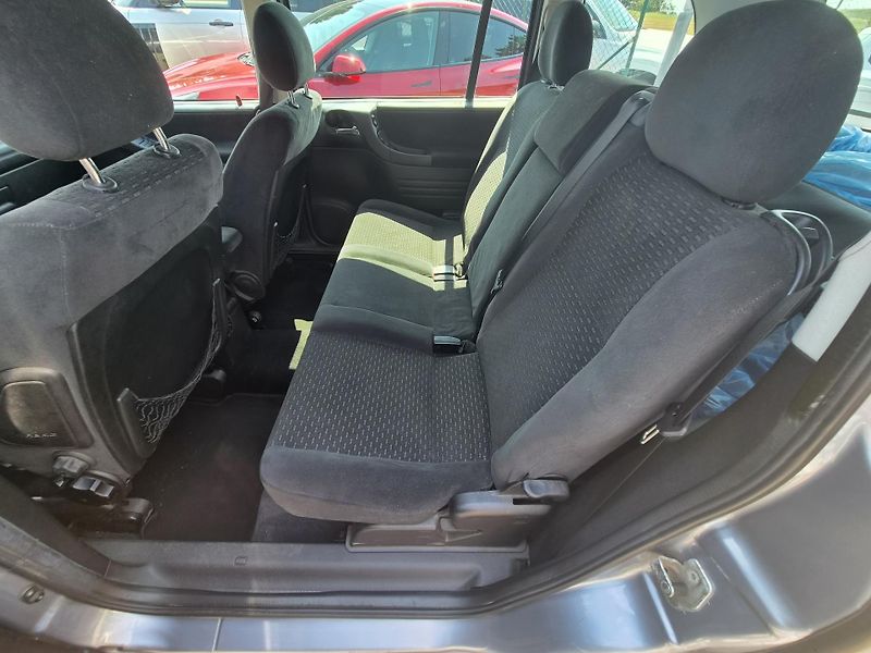 Opel Zafira (2003) 1,6 - fotka 7 z 9