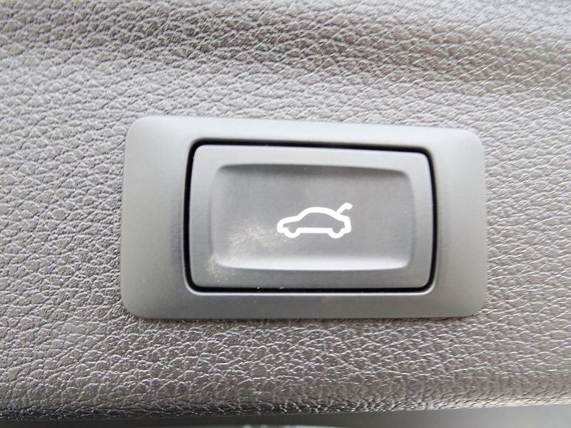 Audi Q3 35TDI A/T Virtual Navi Tažné - fotka 22 z 30