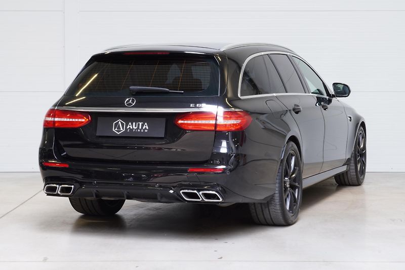 Mercedes-Benz Třídy E 63 AMG,4m,Klima.sed,ACC,Pano - fotka 6 z 43