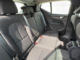 Volvo XC40 Momentum core T2 95kW - náhled 19