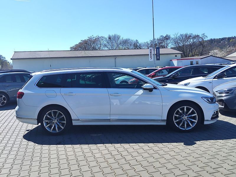 Volkswagen Passat 2.0 TDi/110kW Highline DSG ČR - fotka 4 z 37