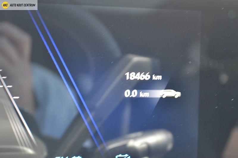 Renault Espace esprit Alpine full hybrid E-Te - fotka 63 z 73