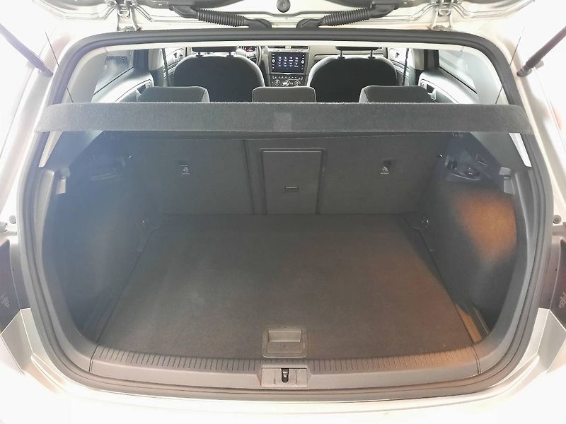 Volkswagen Golf (2019) Maraton Edition 1.5 TSI (96kW1 - fotka 23 z 27