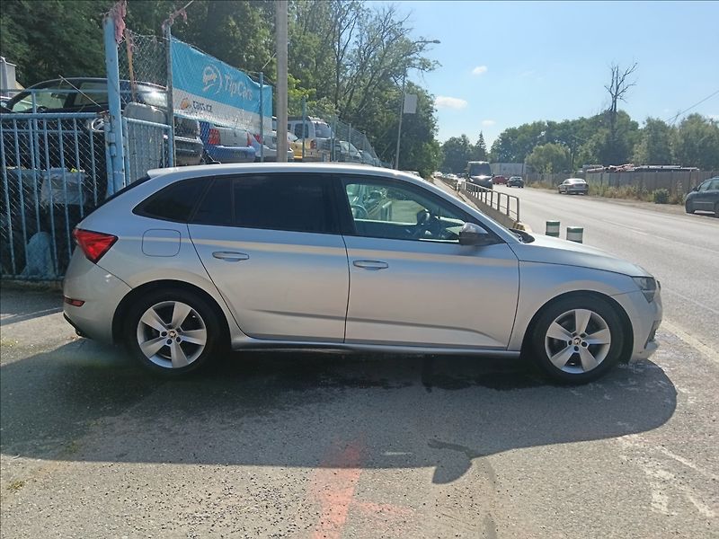 Škoda Scala 1,0 TSi  Cool Plus - fotka 13 z 21