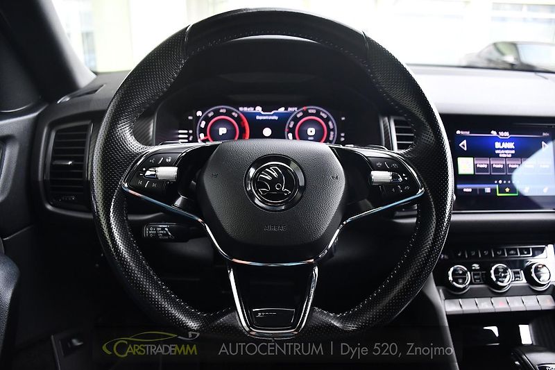 Škoda Kodiaq 2.0TDi SPORTLINE 4X4 DSG ČR  - fotka 27 z 56
