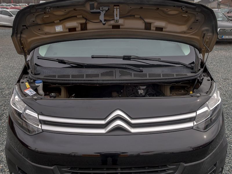 Citroën Jumpy (2019) 2.0D 110KW L 9sed – PO SERVISU - fotka 37 z 44
