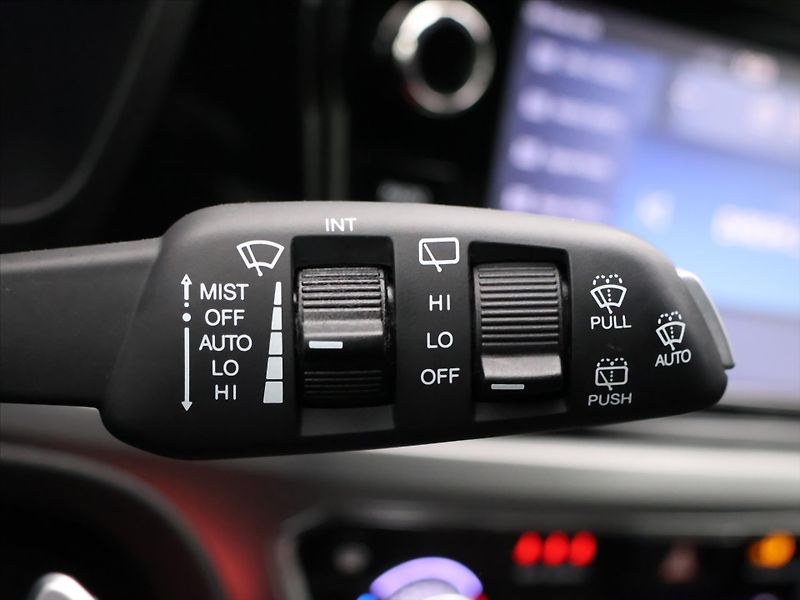SsangYong Korando 1,5 Turbo e-XGI 120kW Aut. - fotka 22 z 39
