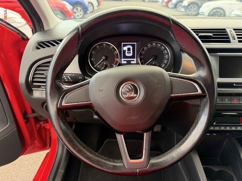 Škoda Fabia (2017) 1.2 TSI, 1.maj,ČR, AC, park - fotka 12 z 17