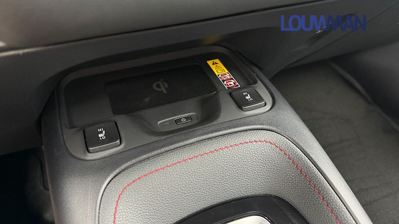 Toyota Corolla 2.0L HEV CVT GR SPORT - fotka 11 z 26