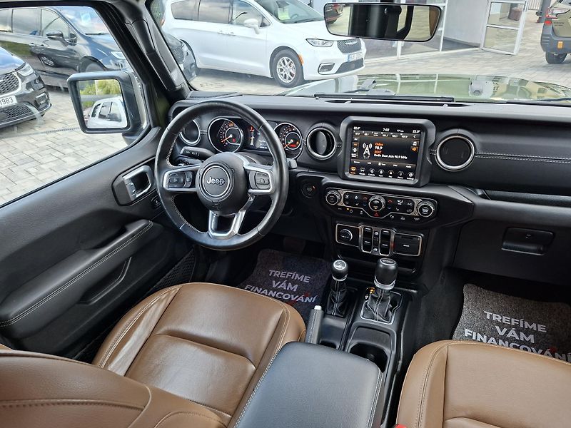 Jeep Wrangler (2021) SAHARA 4x4 Unlimited, TOP   - fotka 15 z 52