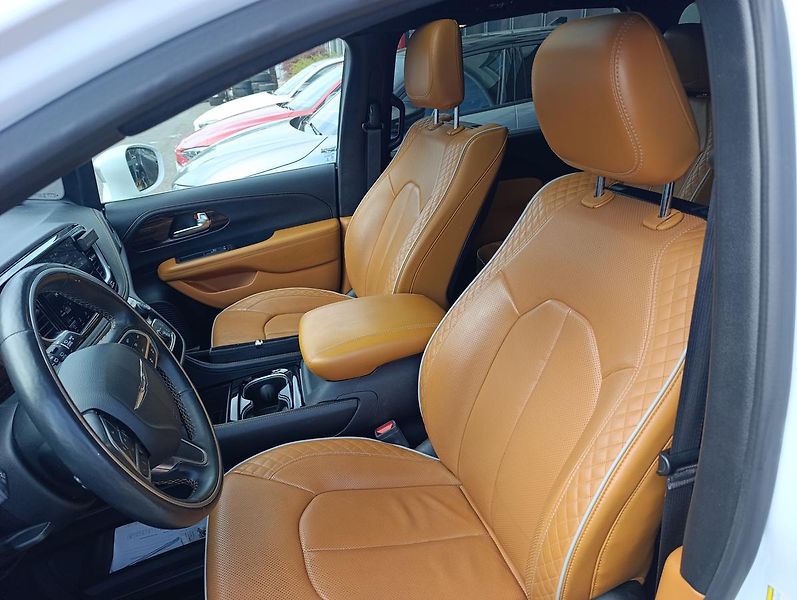 Chrysler Pacifica (2021) PINNACLE AWD 3,6 V6 - fotka 9 z 22