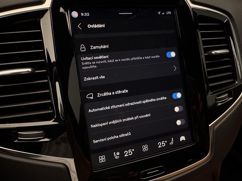 Volvo XC90 T8 AWD RECHARGE DARK PLUS CZ  - fotka 48 z 51