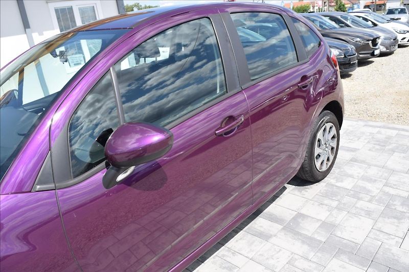 Citroën C3 1,2 i 60KW NÍZKÉ KM ALU PO STK - fotka 7 z 42