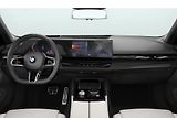 BMW Řada 5 540d xDrive Touring - náhled 3