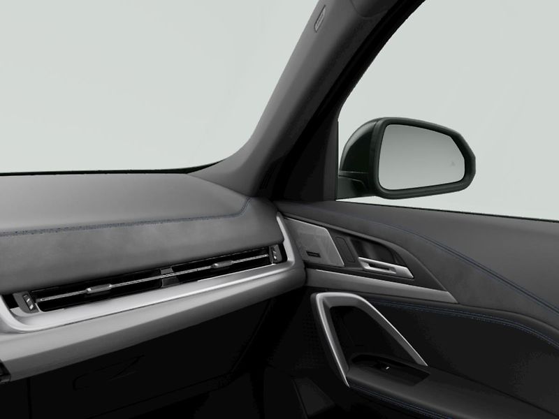 BMW X1 (2026) sDrive18i - fotka 9 z 10