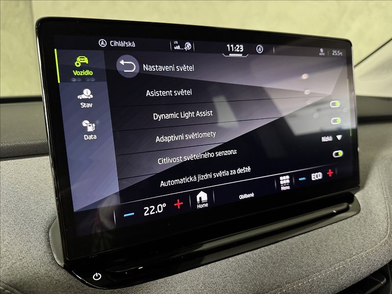 Škoda Enyaq 80 LED Matrix Assist Kamera - fotka 29 z 47