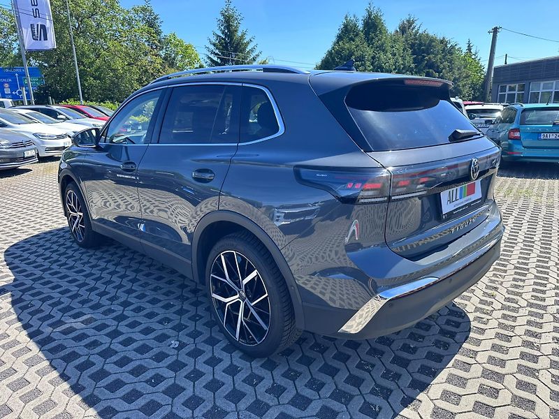 Volkswagen Tiguan 2.0 TDI 4MOTION DSG Elegance - fotka 5 z 16