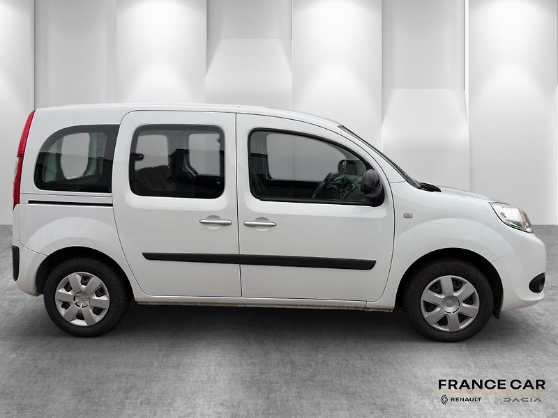 Renault Kangoo (2021) 1,5 dCi 70 kW Life ČR 1. maj. - fotka 4 z 25