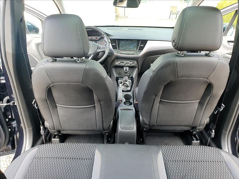 Opel Crossland X 1,5 cdti,Innovation,navi,kůže - fotka 39 z 50