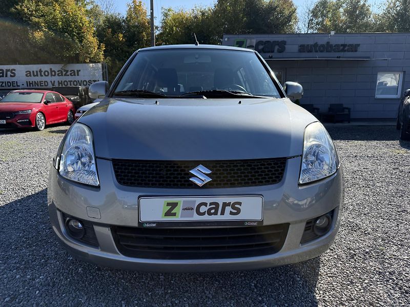 Suzuki Swift 1.3 68kW Klima ČR - fotka 2 z 16