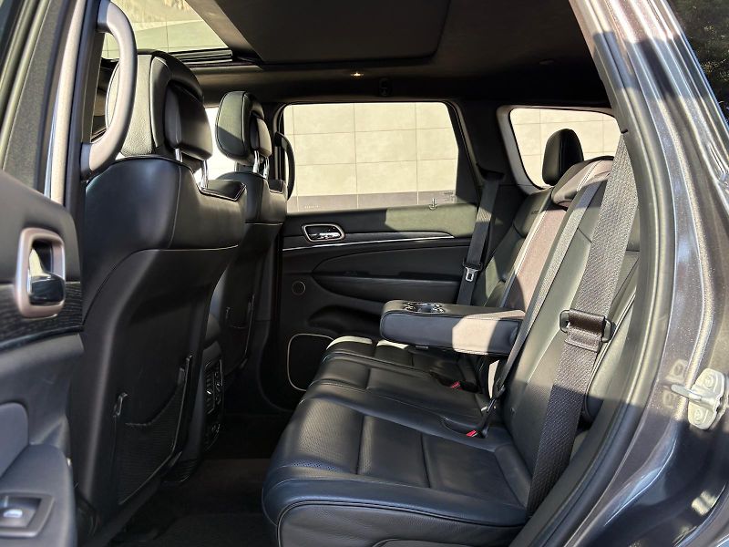 Jeep Grand Cherokee 3.0 CRD 184 kW 4X4 SUMMIT, ČR - fotka 42 z 59