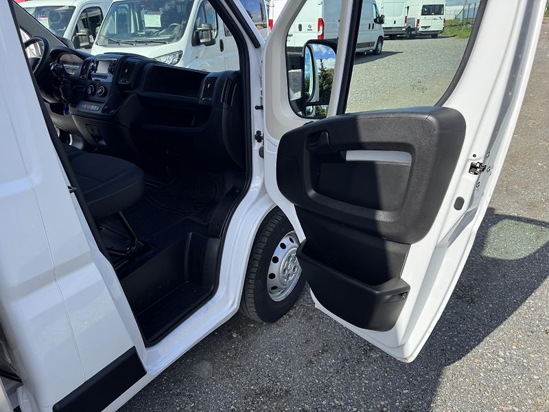 Peugeot Boxer 2.2,8p.,čelo,klima,temp.,DPH - fotka 26 z 46