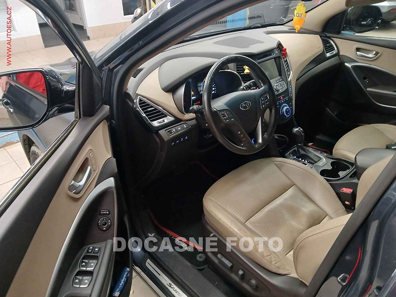 Hyundai Santa Fe (2014) 2.2CRDI 4x4, 7míst, ČR - fotka 3 z 3