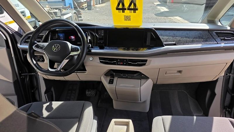 Volkswagen Multivan (2022) 1.4 TSi PHEV Long TZ SoH 97% - fotka 17 z 44