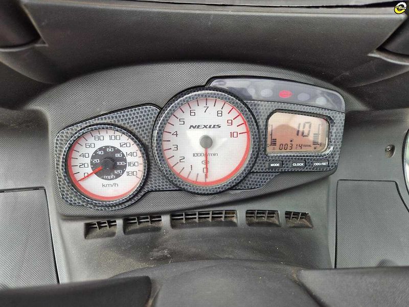 Gilera Nexus 500 (2005) - fotka 20 z 21