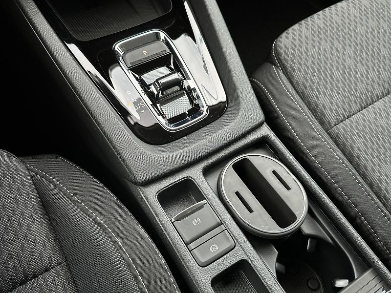Škoda Octavia Combi 1.5TSi e-TEC M-HEV DSG S - fotka 32 z 41