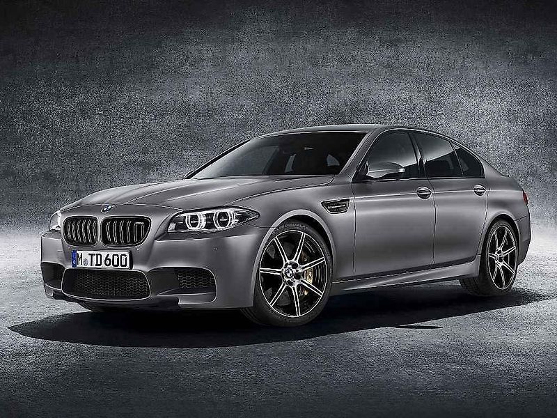 BMW M5 ve výroční edici 