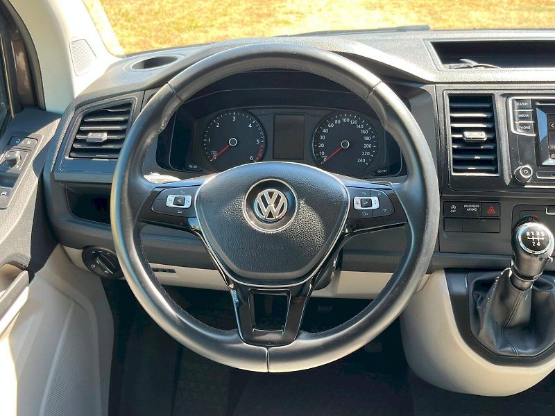 Volkswagen Transporter (2017) T6 2.0TDI 75KW TAŽNÉ ZÁRUKA MO - fotka 15 z 32